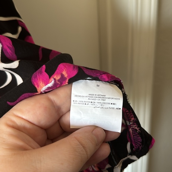 Old Navy Trapeze Tank - Picture 4 of 6